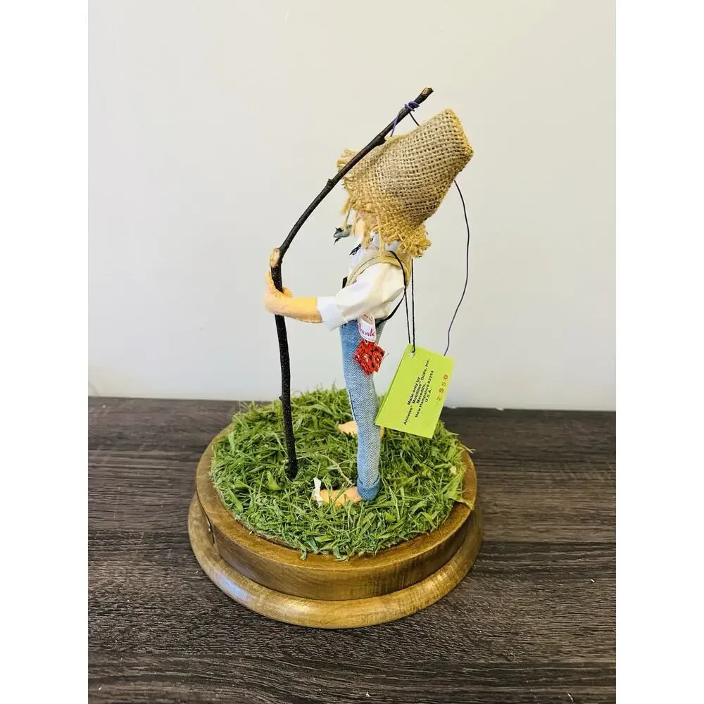 Annalee Dolls 1986 Huckleberry Finn Doll Glass Globe #281 Collectible Home Decor
